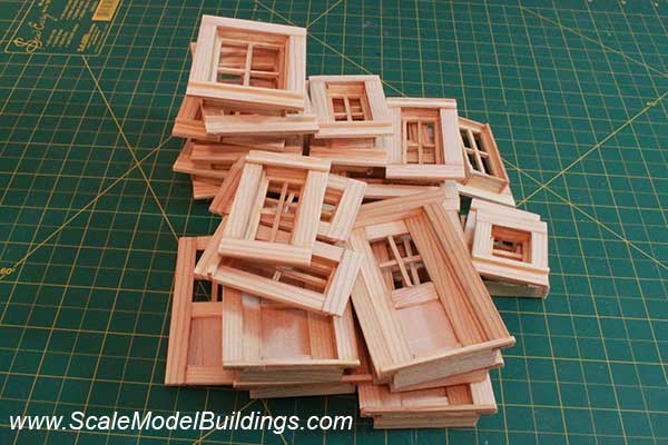 hand made garden scale 1:24 windows and doors